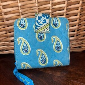 Vera Bradley mini zip wallet in *Retired* Bermuda Blue pattern
